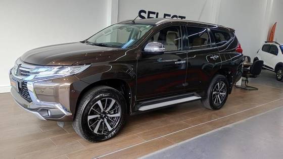 MITSUBISHI PAJERO SPORT 2.4 16V MIVEC TURBO DIESEL HPE AWD AUTOMÁTICO